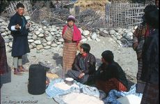 1052_Bhutan_1994_Markt in Paro.jpg